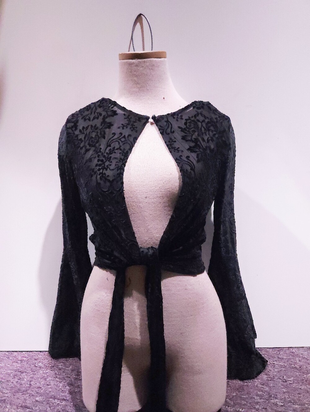 Black Tie-Front Cold Shoulder Velvet Burnout Crop Top